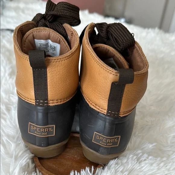 Women’s Sperry Rain Boots 7.5 - Picture 3 of 6